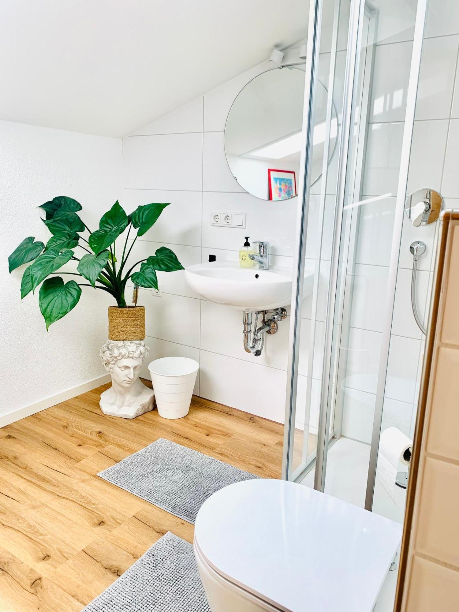 Schoene, Grosse Ferienwohnung Direkt Am Donauradweg & Keltenstadt Heuneburg 허버팅언 외부 사진